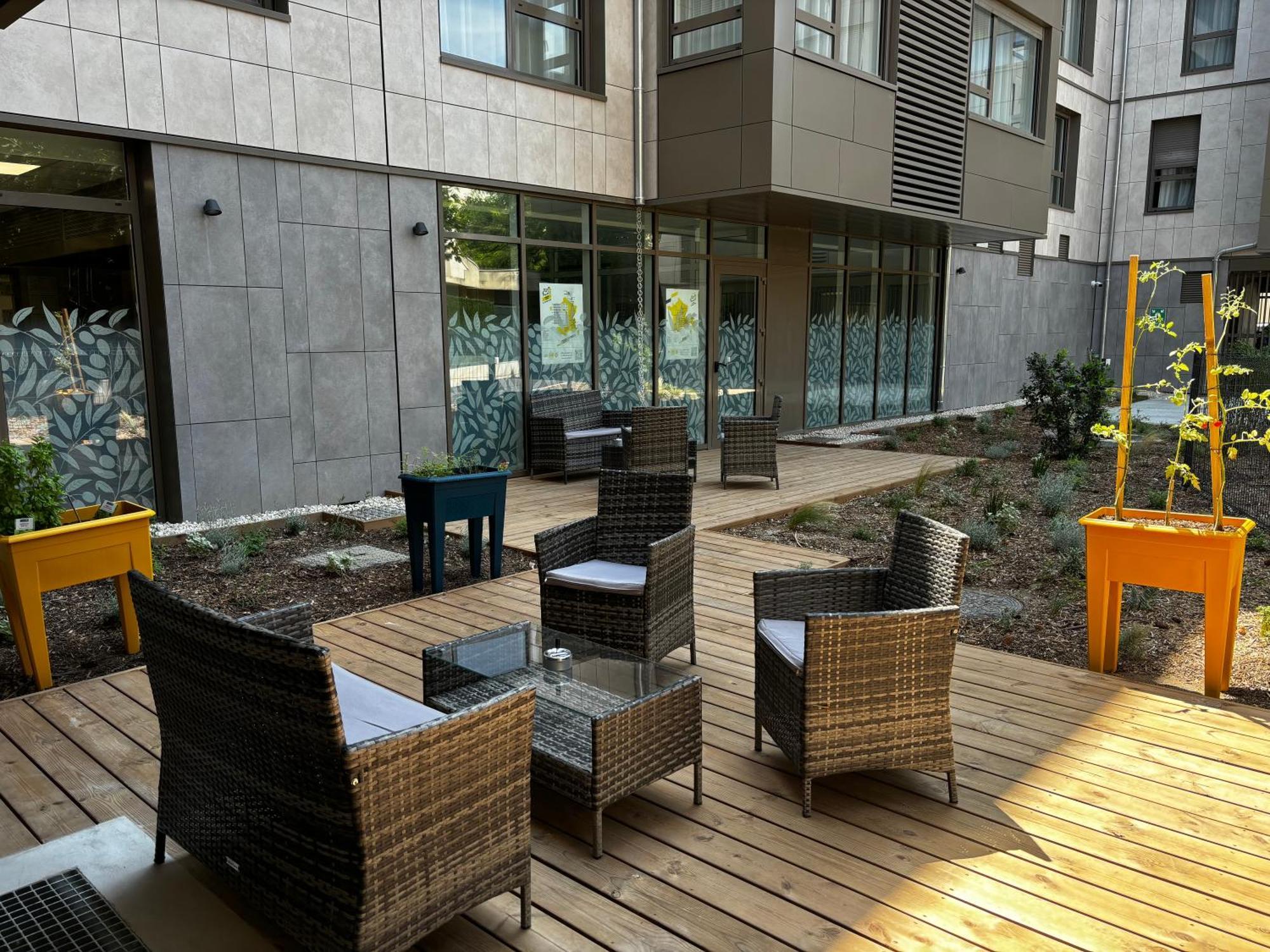 Residence Services Oh Activ อาวีญง ภายนอก รูปภาพ